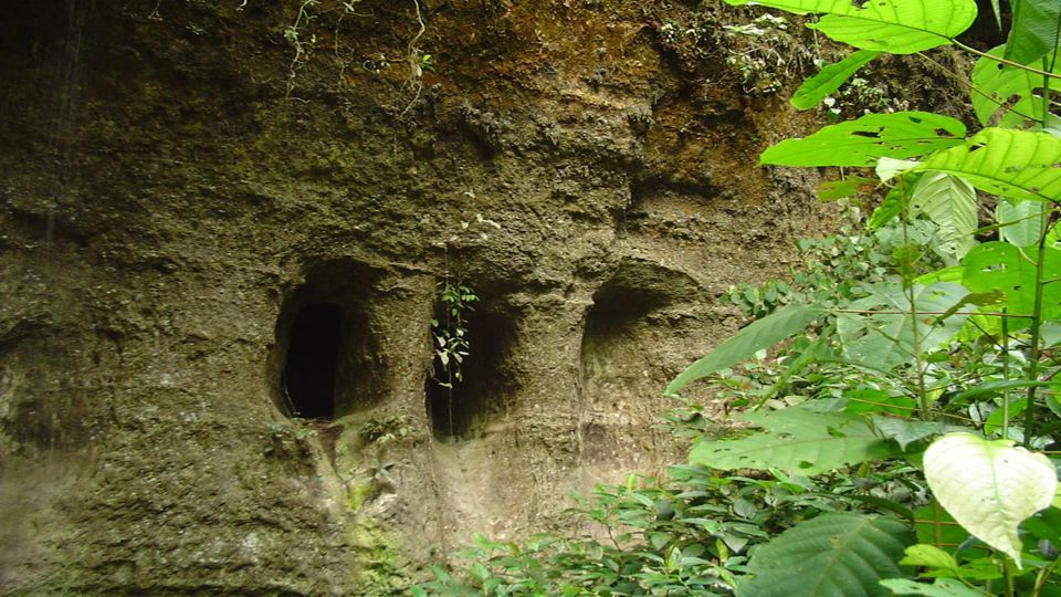 Presidente Figueiredo Waterfalls foto 1