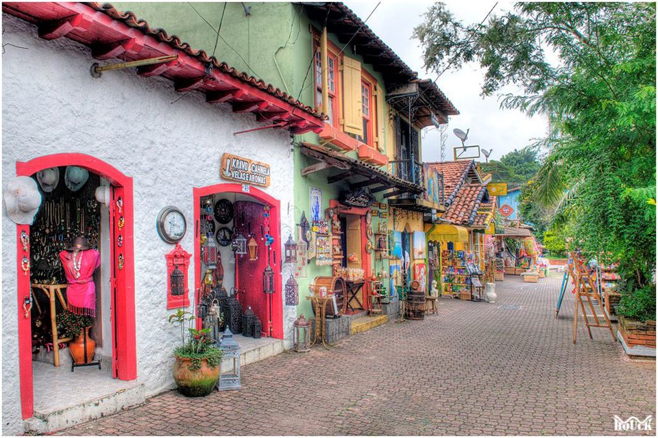 Embu Das Artes City Tour foto 3