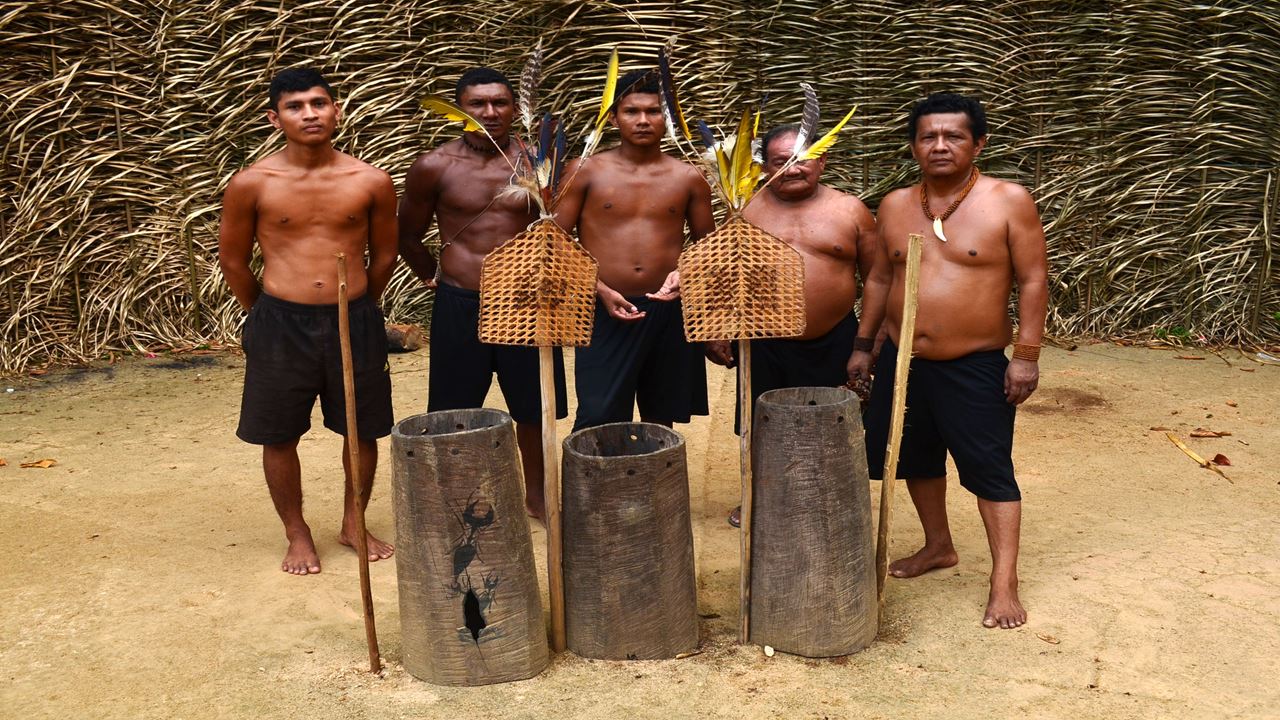 Tucandeira Ants Ritual In The Amazon (5)