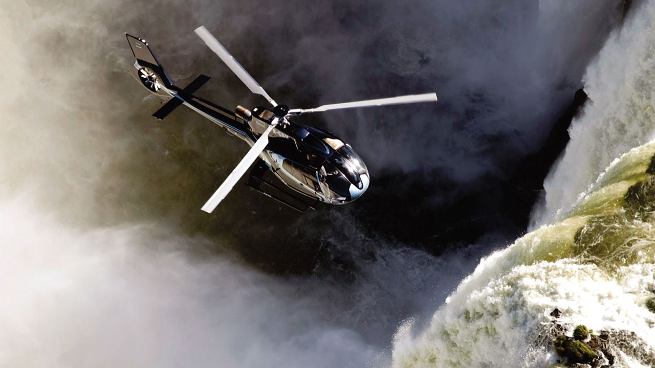 Voo De Helicóptero Sobre As Cataratas Do Iguaçu foto 5
