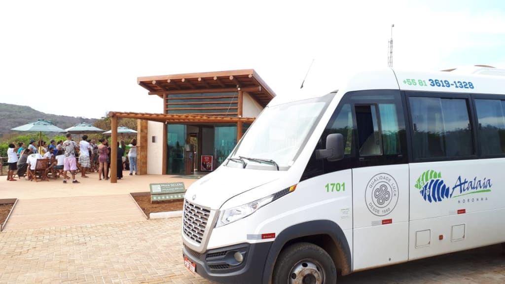 Transfert De L`aéroport À L`hôtel À Fernando De Noronha foto 2