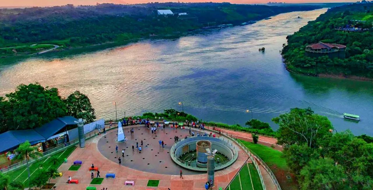 Tour Nocturno En Puerto Iguazú foto 1