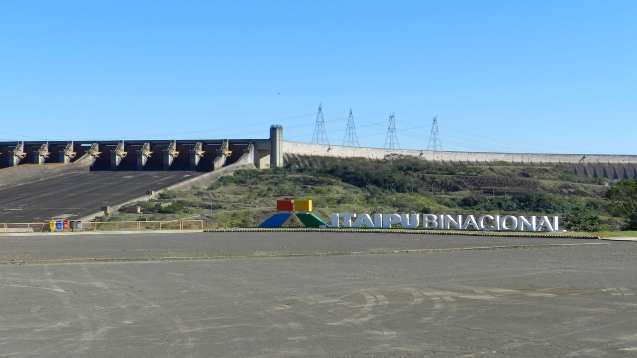 Tour Panorámico Hidroeléctrico De Itaipú foto 6